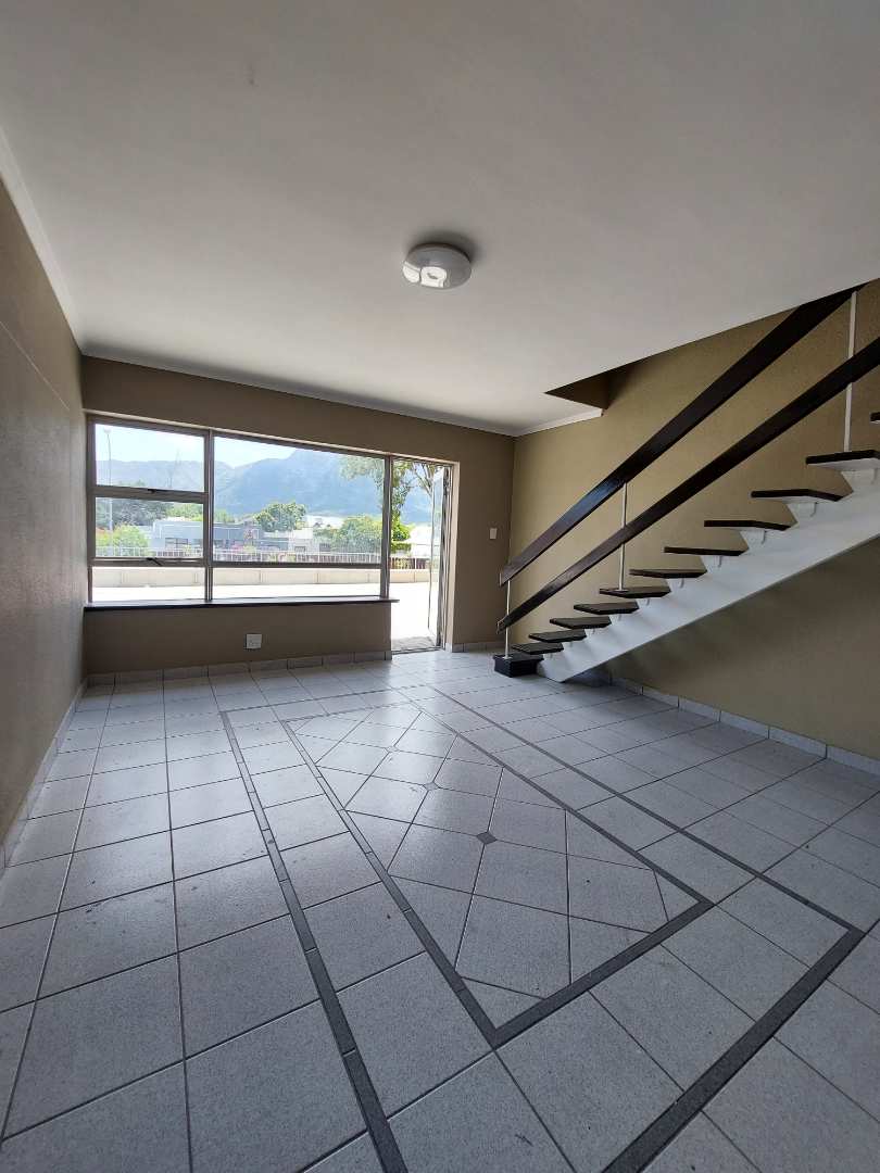 To Let 2 Bedroom Property for Rent in Claremont Western Cape